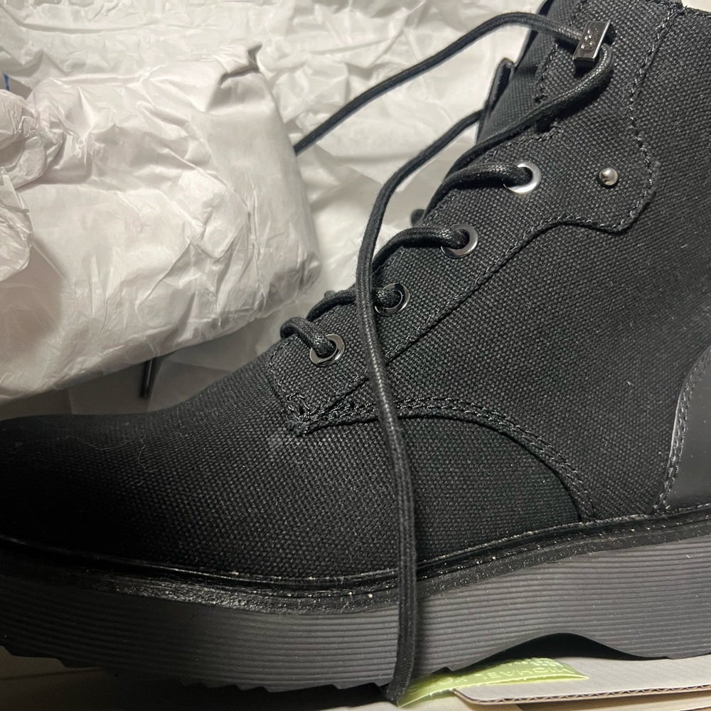 Boots 🥾 - Picture 11 of 16